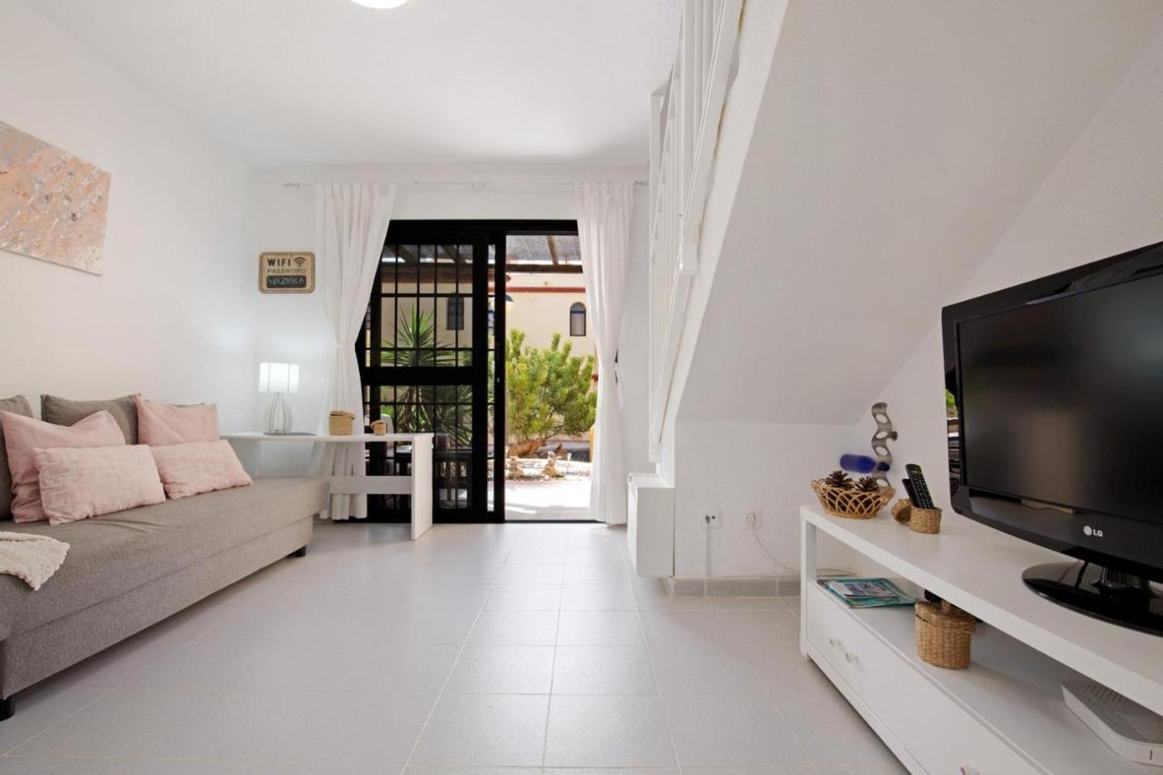 Apartamento Vista Piscina O Terraza, Wifi Gratis Costa Calma Bagian luar foto